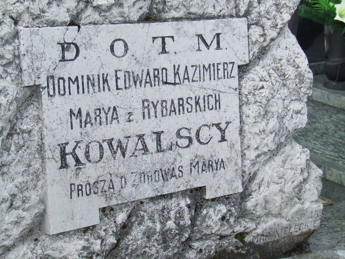Cmentarz w Dzieżgowie